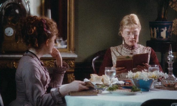 Vanessa Redgrave and Madeleine Potter in The Bostonians (1984)