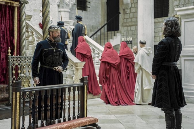 Vikings Valhalla. (L to R) Bradley Freegard as Canute, David Oakes as Earl Godwin in episode 301 of Vikings Valhalla. Cr. Bernard Walsh/Netflix © 2024